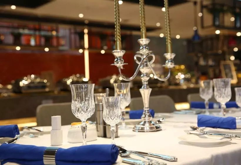 Felicity Hotel Shenzhen, Luohu Railway Station