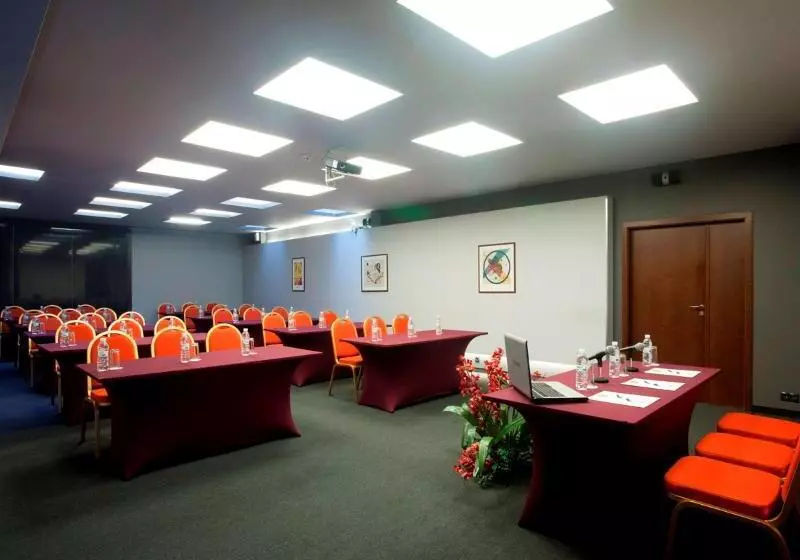 호텔 Eurostars Sofia City