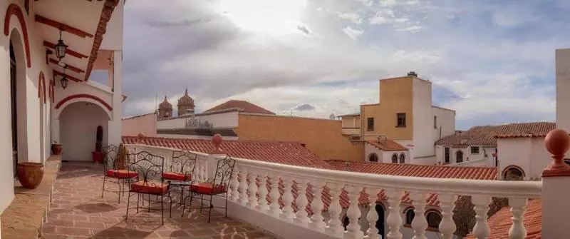 هتل Hostal Colonial Potosi