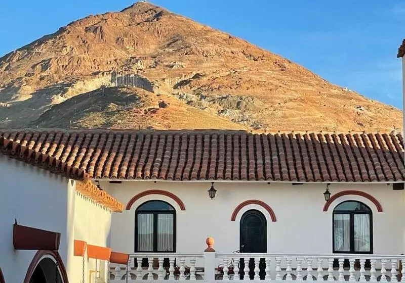 هتل Hostal Colonial Potosi
