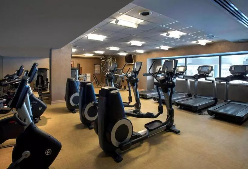 هتل Hyatt Regency Pittsburgh International Airport