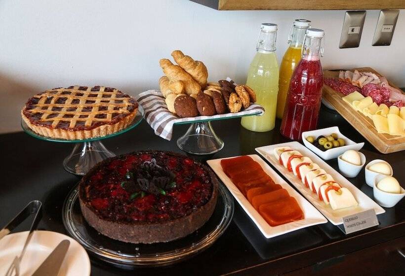 هتل Martín Gusinde