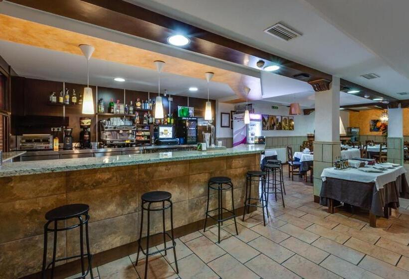 فندق ريفى Rural Huerta Del Laurel