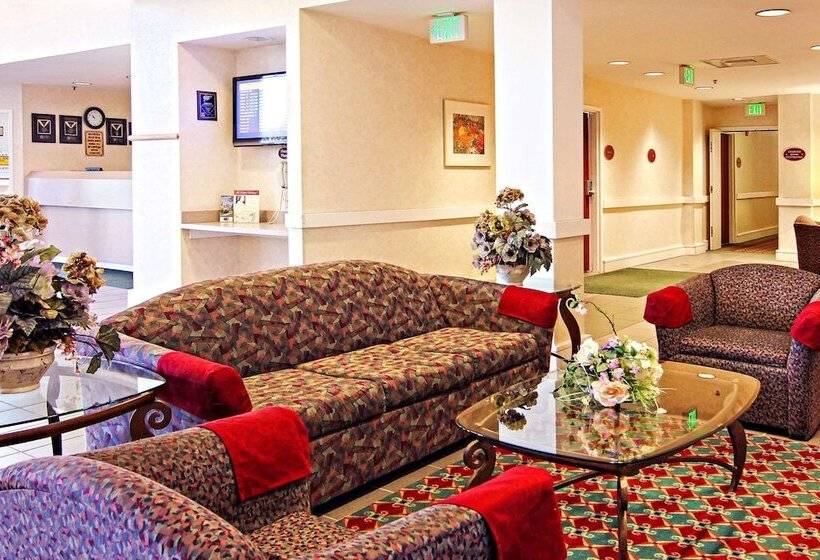 בית מלון כפרי Bwi Suites