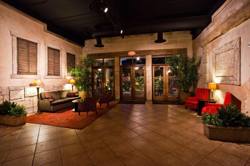 هتل Tuscany Suites & Casino