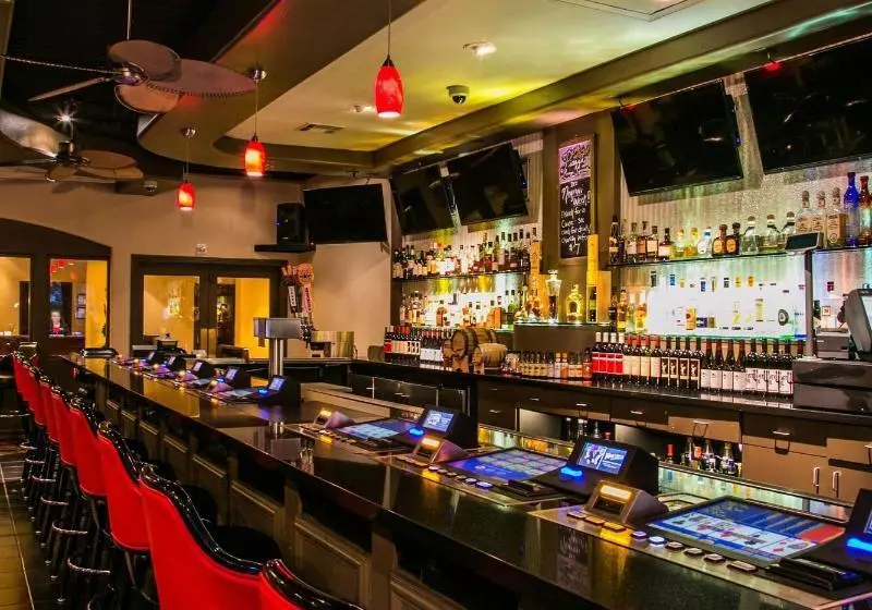 ホテル Tuscany Suites & Casino