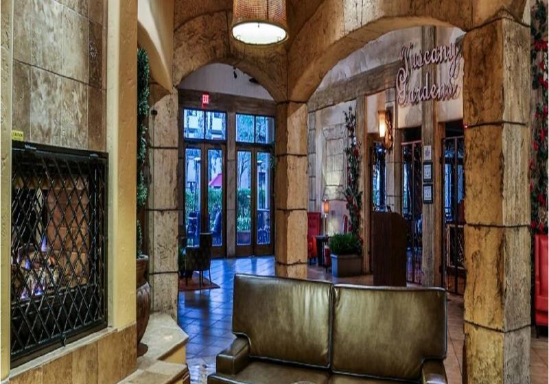 هتل Tuscany Suites & Casino