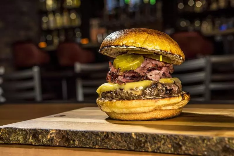 ホテル Tuscany Suites & Casino