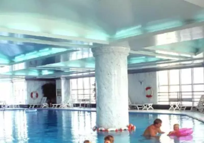 Отель Ramada Plaza Tianlu