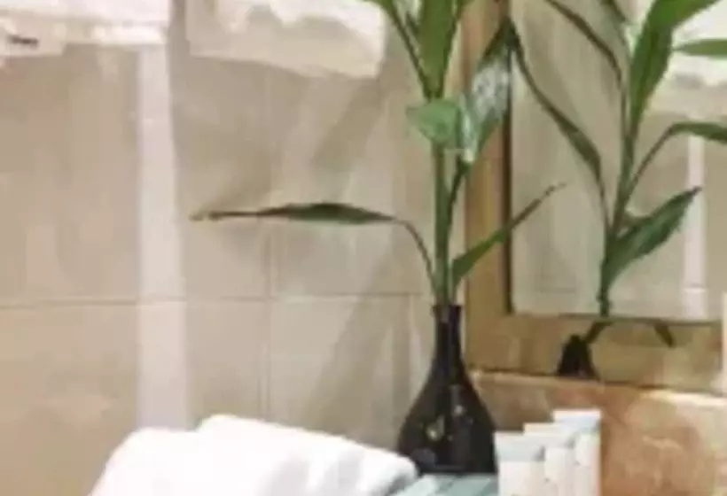 Отель Ramada Plaza Tianlu