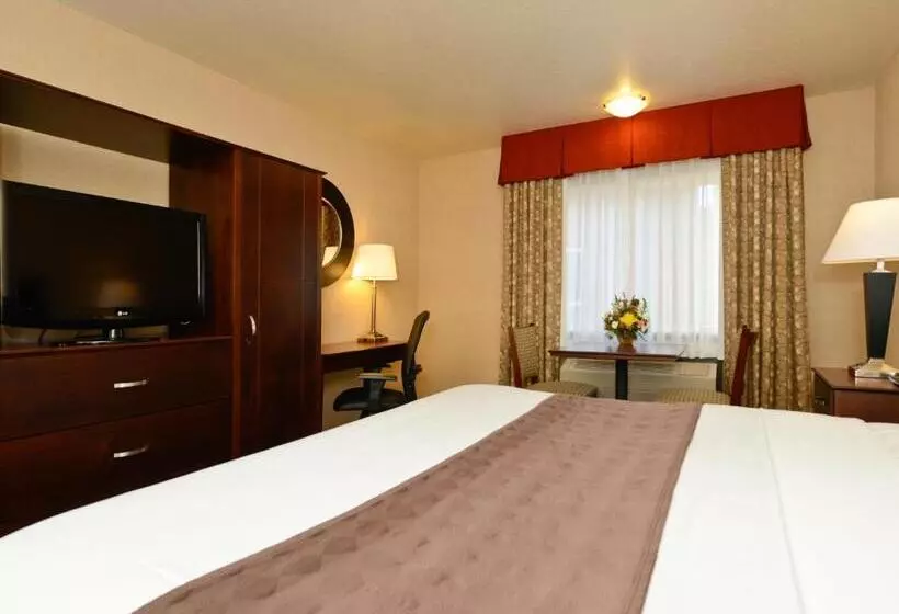 هتل Yellowstone West Gate