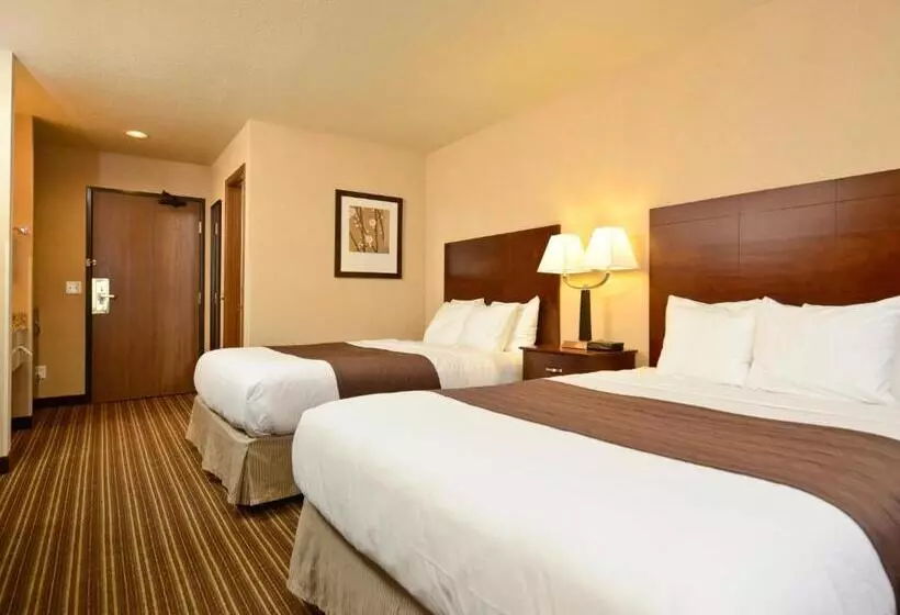 هتل Yellowstone West Gate