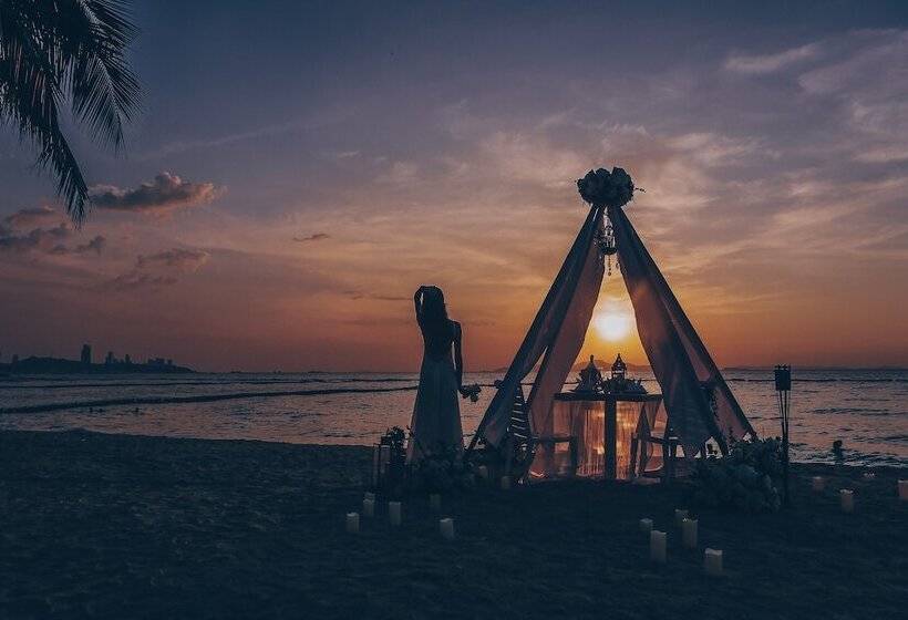 منتجع Pullman Pattaya Hotel G