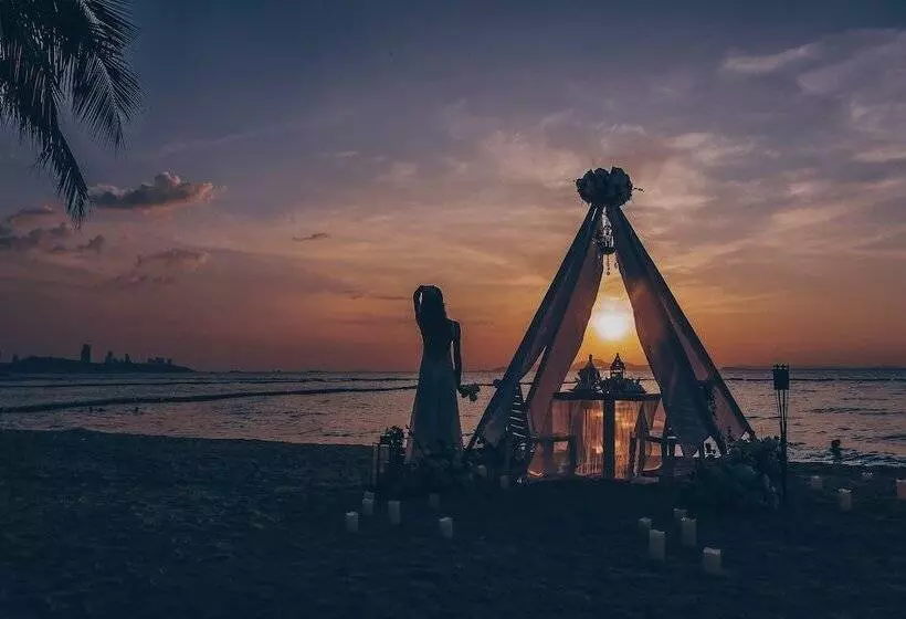 منتجع Pullman Pattaya Hotel G