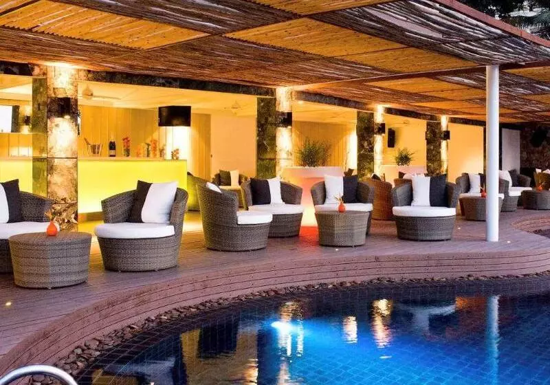 Lomakeskus Pullman Pattaya Hotel G