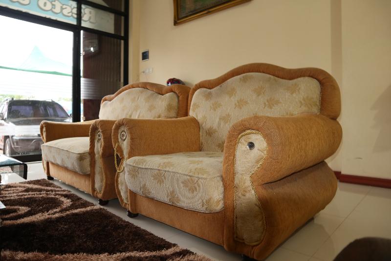 בית מלון כפרי Reddoorz Syariah At D Rizs Homestay