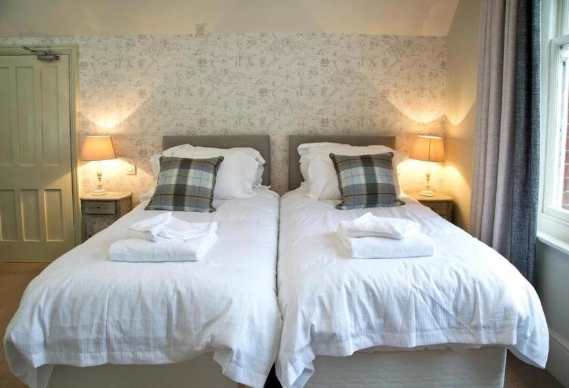 فندق صغير The Bear Inn