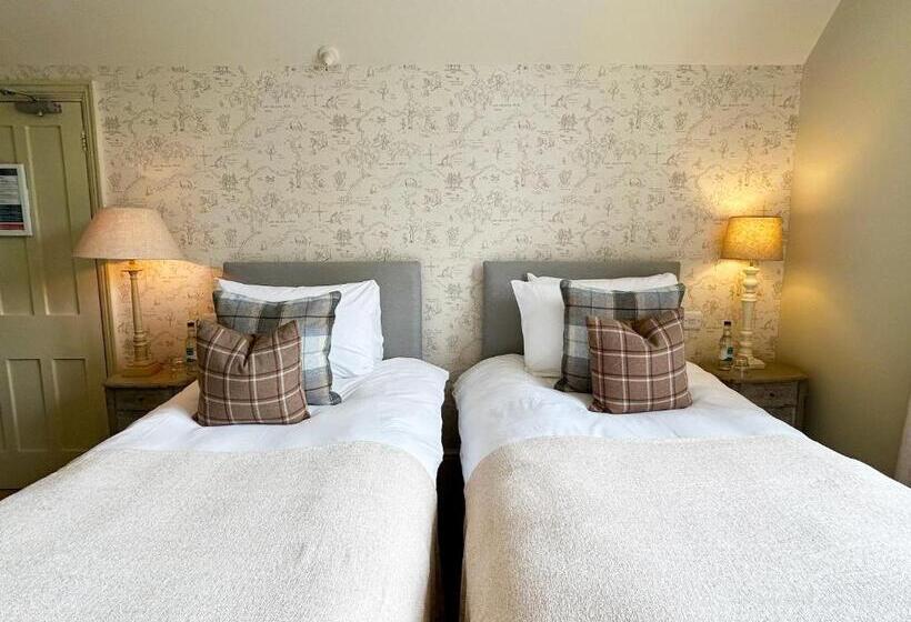 فندق صغير The Bear Inn