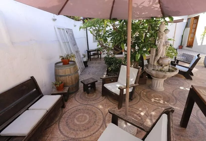 ユースホステル Hostal La Serena