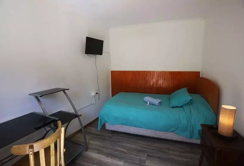 ユースホステル Hostal La Serena