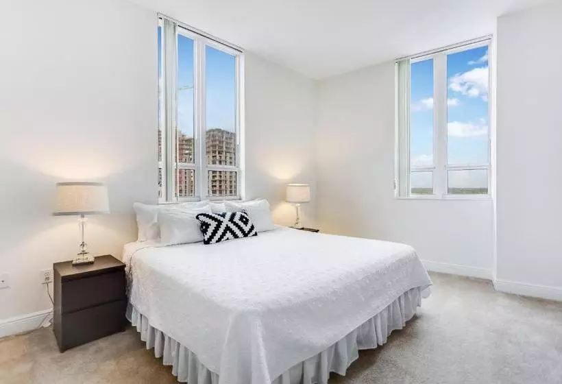 Dadeland Towers By Miami Vacations