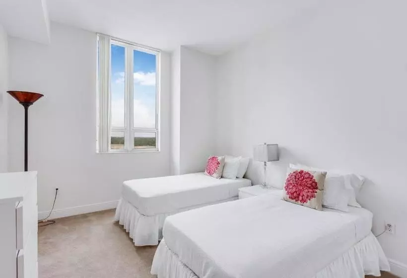 Dadeland Towers By Miami Vacations