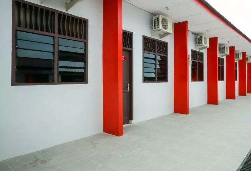 ホテル Oyo 2940 Papakoel Residence