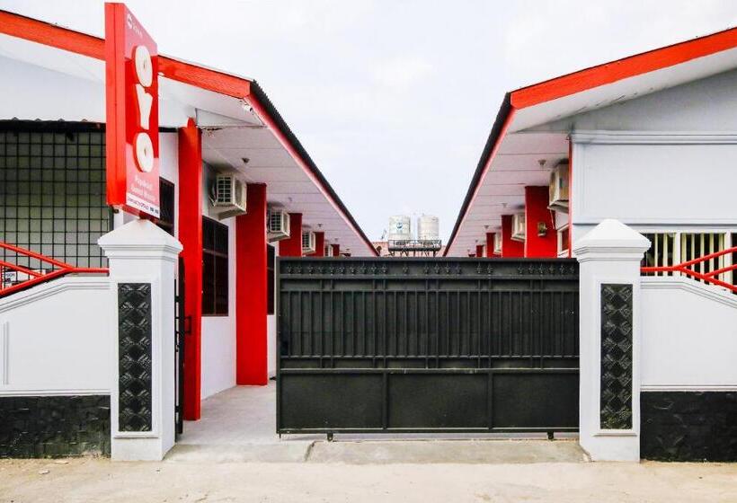 فندق Oyo 2940 Papakoel Residence