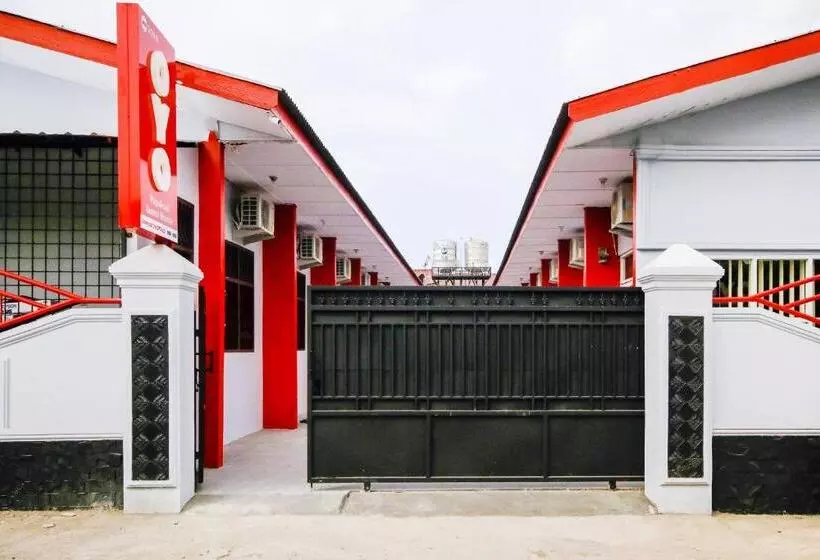 ホテル Oyo 2940 Papakoel Residence