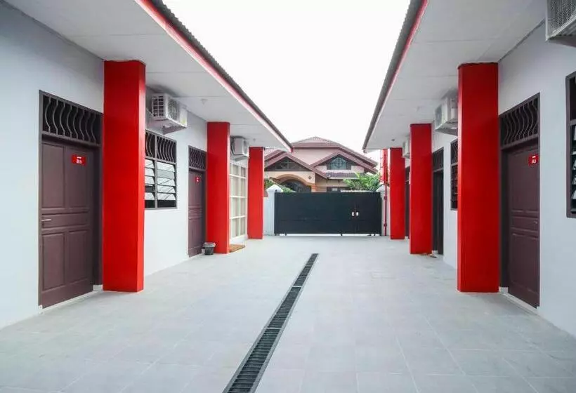 ホテル Oyo 2940 Papakoel Residence