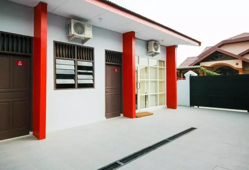 ホテル Oyo 2940 Papakoel Residence