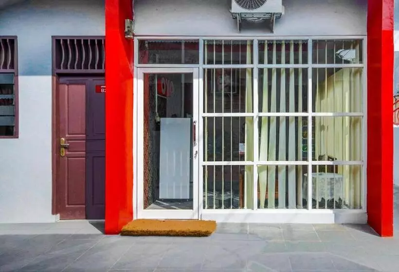 ホテル Oyo 2940 Papakoel Residence