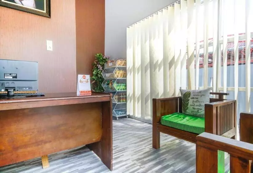 ホテル Oyo 2940 Papakoel Residence