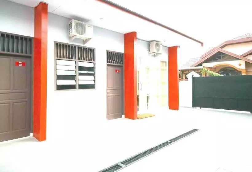 ホテル Oyo 2940 Papakoel Residence