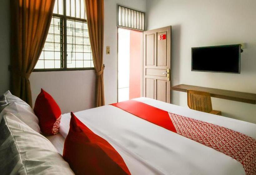 فندق Oyo 2940 Papakoel Residence
