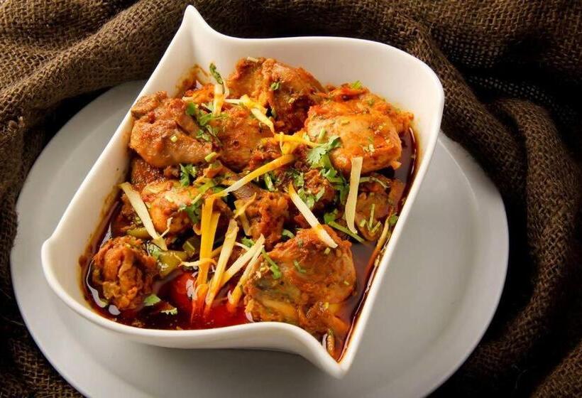 هتل Royal Gardens Lahore