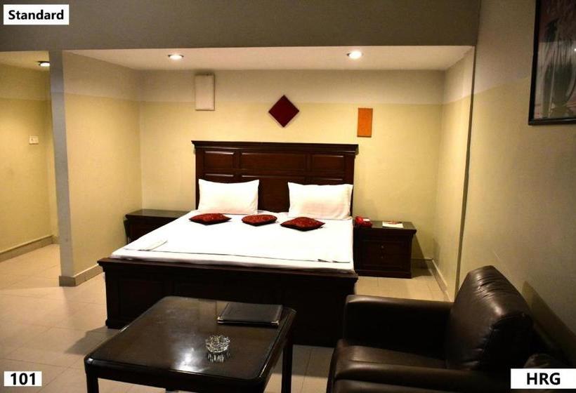 هتل Royal Gardens Lahore