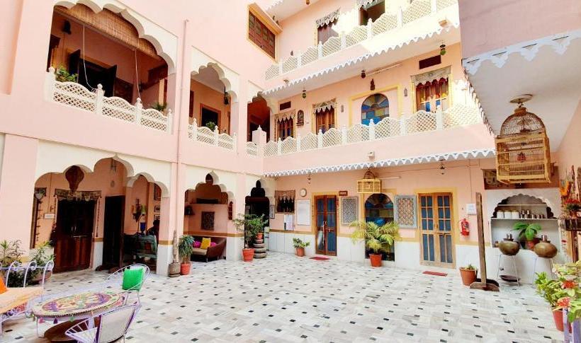 Majatalo Durag Niwas Guest House