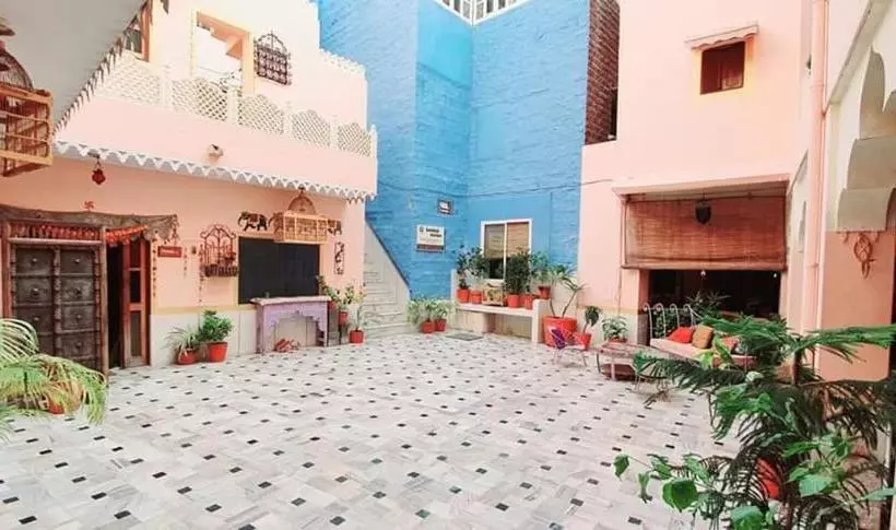 پانسیون Durag Niwas Guest House
