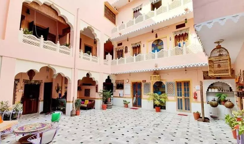 پانسیون Durag Niwas Guest House