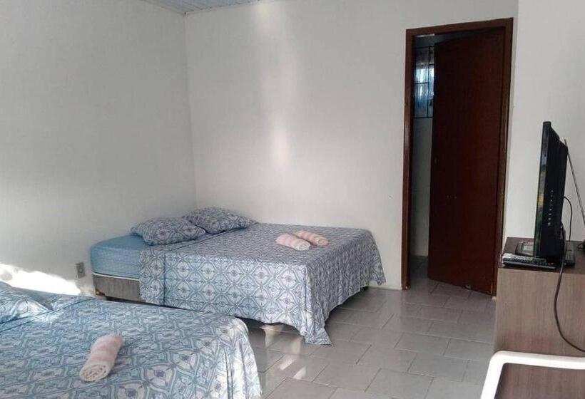 پانسیون Pousada Dina