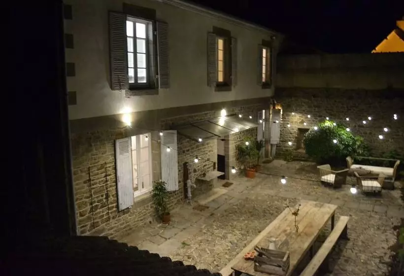 ベッドアンドブレックファースト Artefact