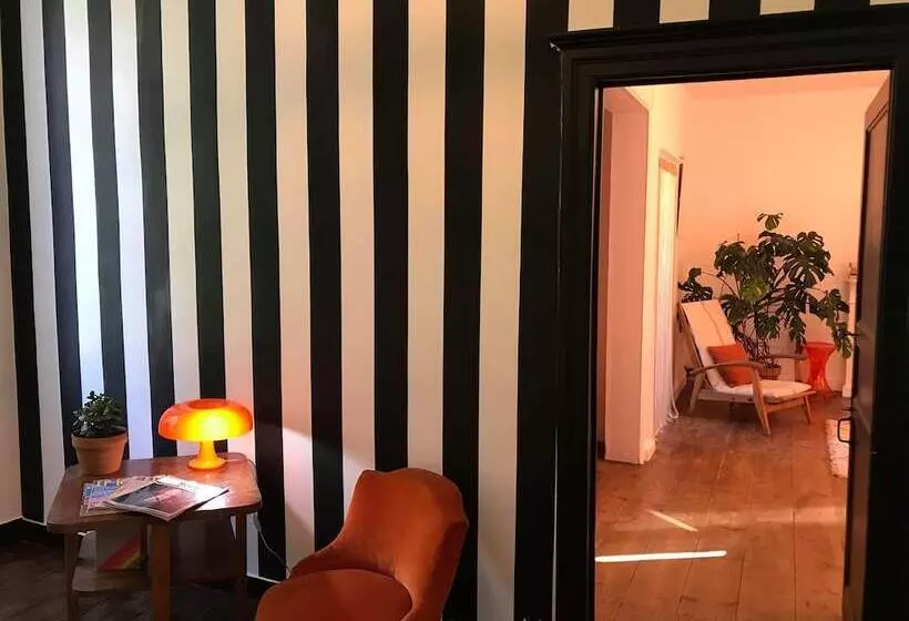 ベッドアンドブレックファースト Artefact