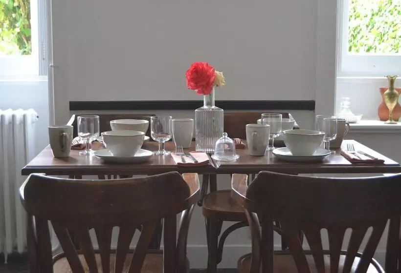 ベッドアンドブレックファースト Artefact