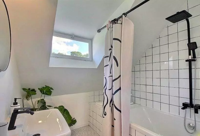 ベッドアンドブレックファースト Artefact