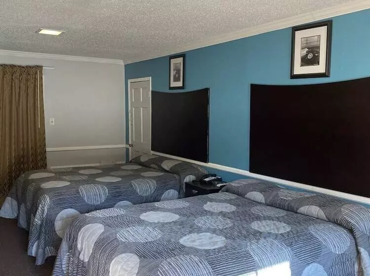 Colonial Manor Motel