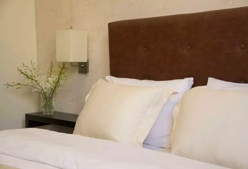 هتل Al Jamila Suites