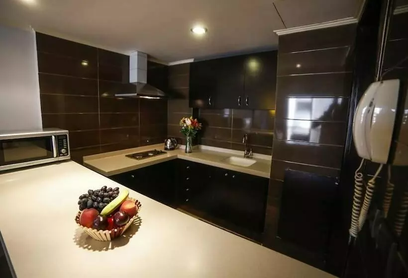 هتل Al Jamila Suites