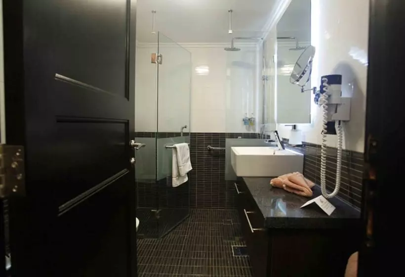 هتل Al Jamila Suites