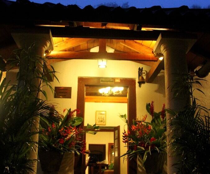 فندق Athulya Villas